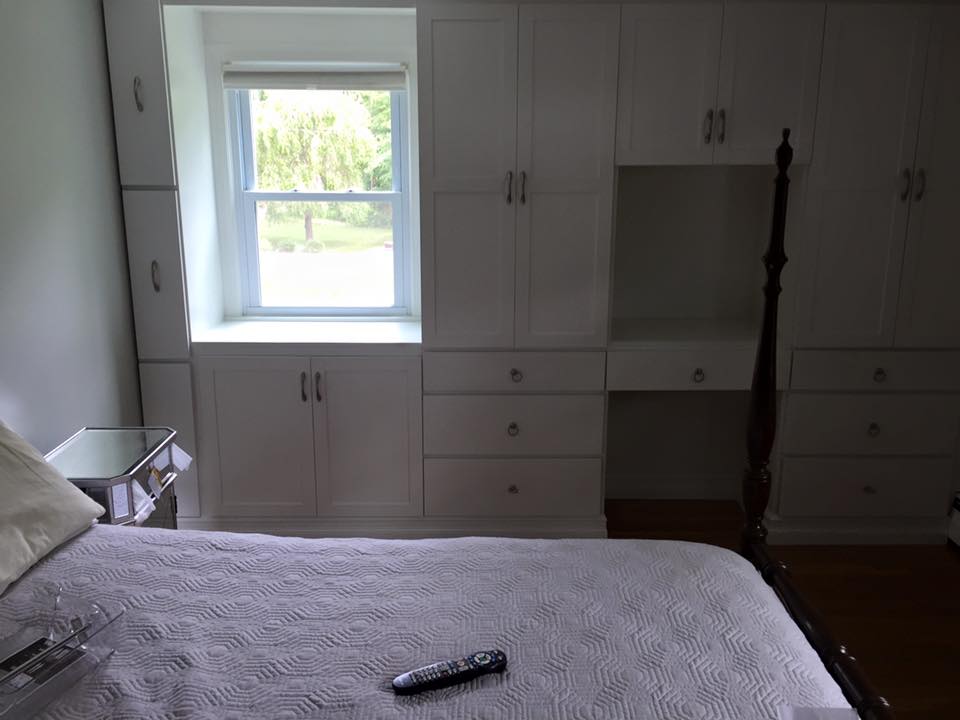 Trustworthy remodeling contractor in the neighborhood. bed room